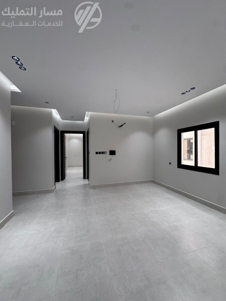 Photo by Daniel J. Schwarz